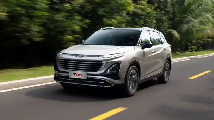 بيستون T90 الجديدة 2025: اس يو في بمواصفات تنافسية للسوق السعودي